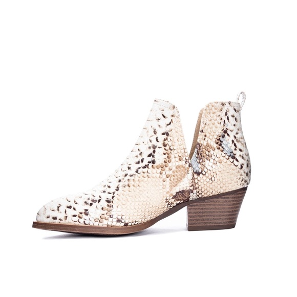 Chinese Laundry Bootie - Picture 3 of 5